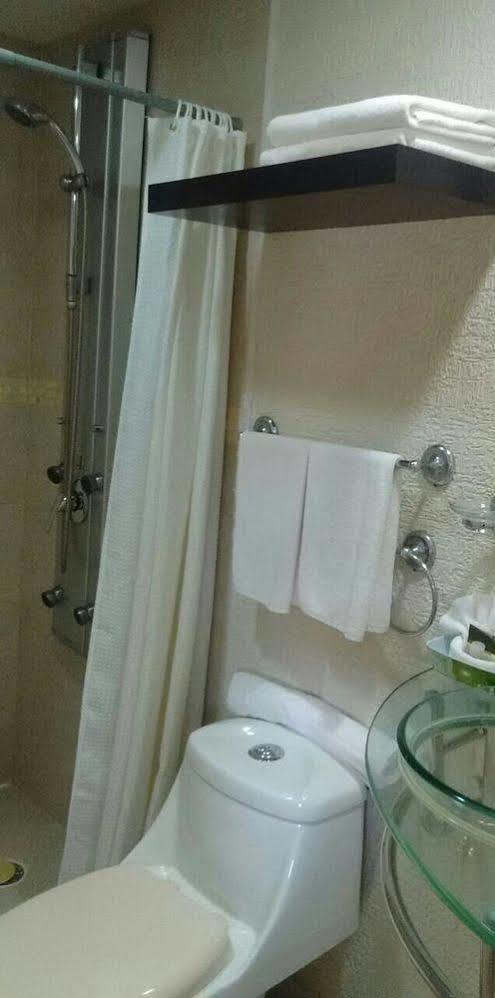 Madero Suites コアツァコアルコス エクステリア 写真