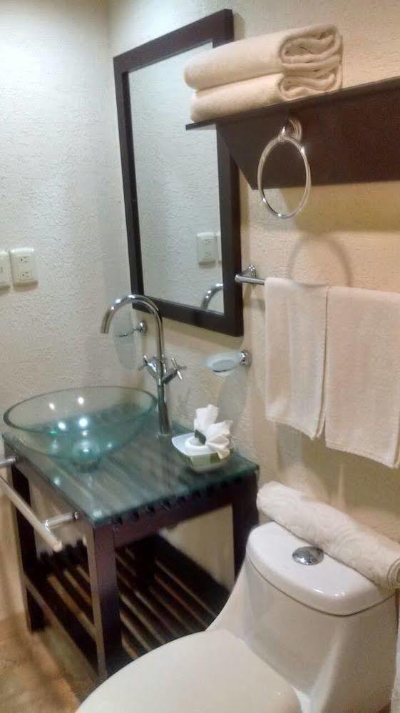 Madero Suites コアツァコアルコス エクステリア 写真