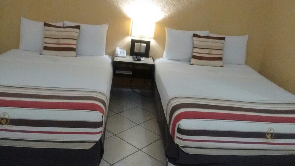 Madero Suites コアツァコアルコス エクステリア 写真